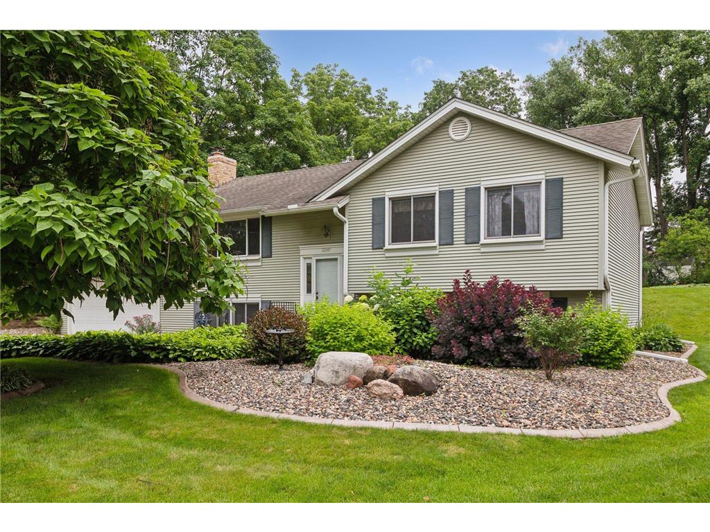 12247 24th Avenue S Burnsville MN 55337 6559275 image1