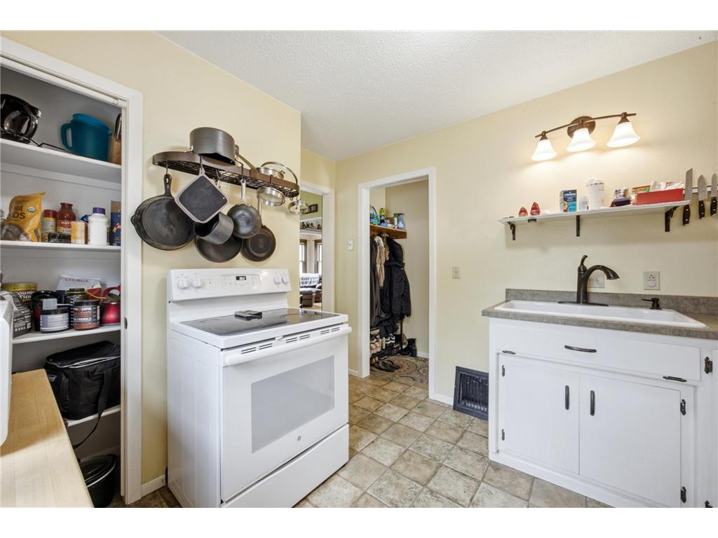 1225 3rd Street N Fargo ND 58102 7101745 image14