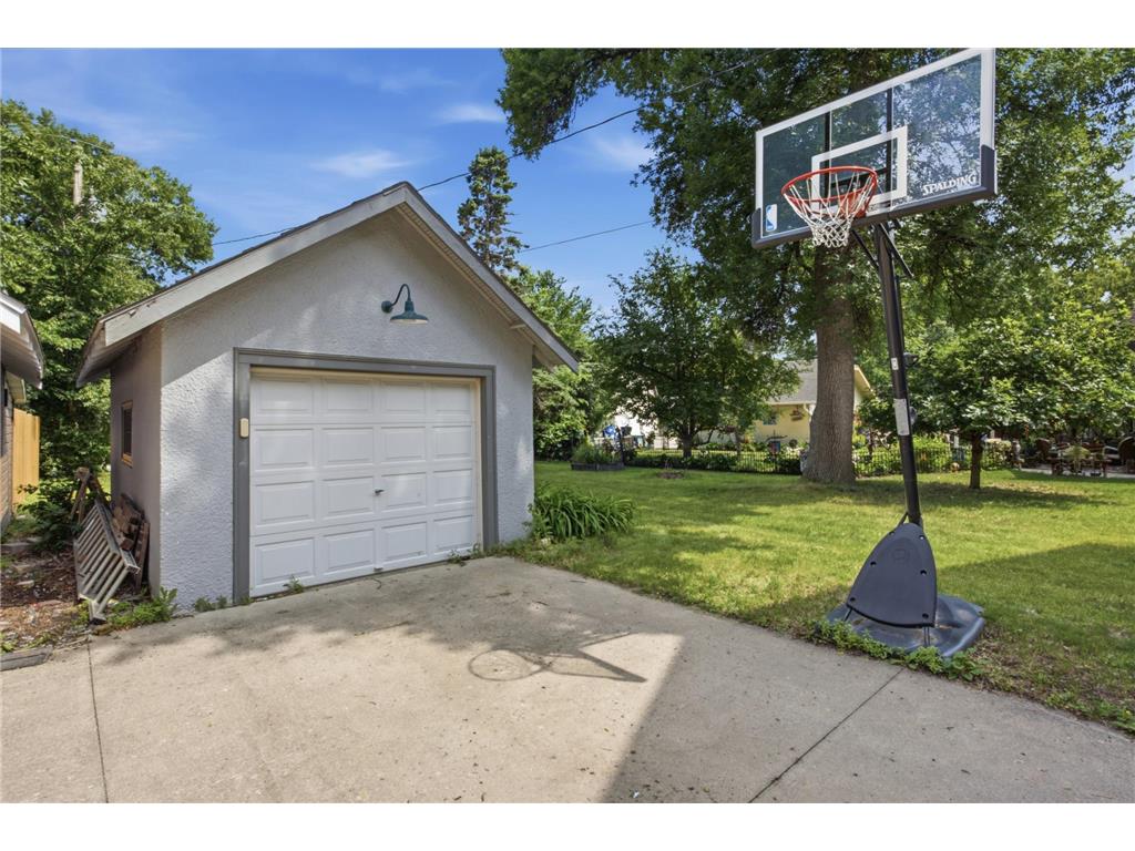 1225 3rd Street N Fargo ND 58102 7101745 image28