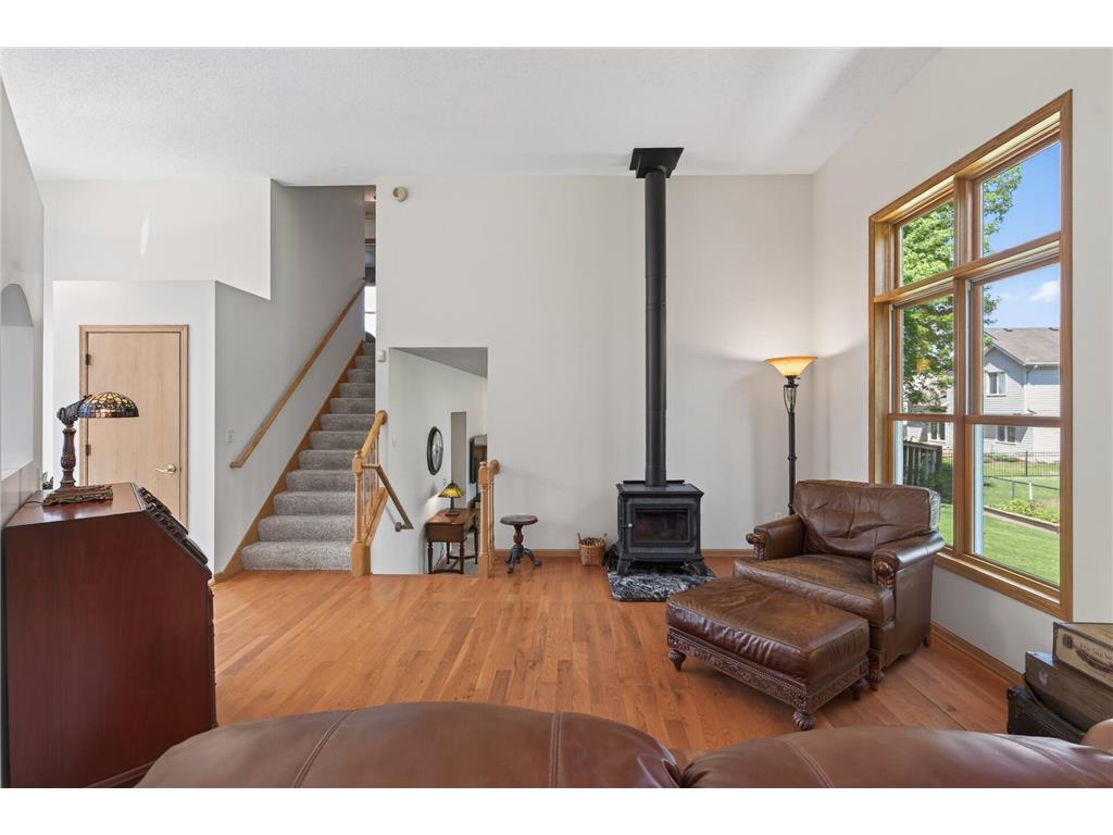 1225 EARLE Way Burnsville MN 55306 7087496 image19