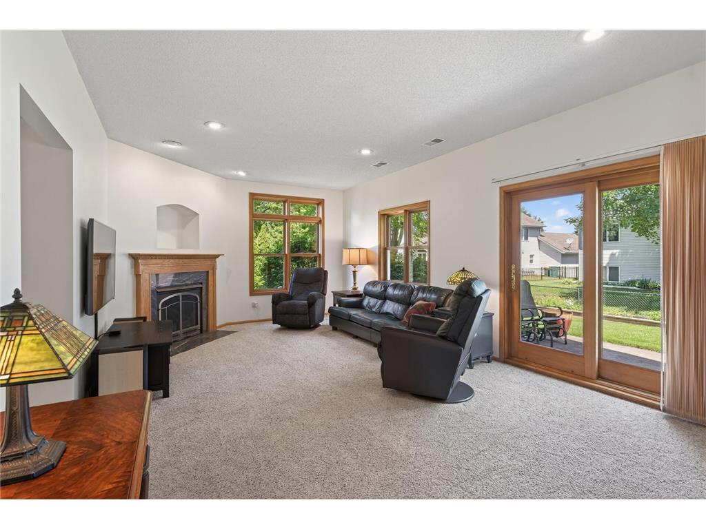 1225 EARLE Way Burnsville MN 55306 7087496 image33