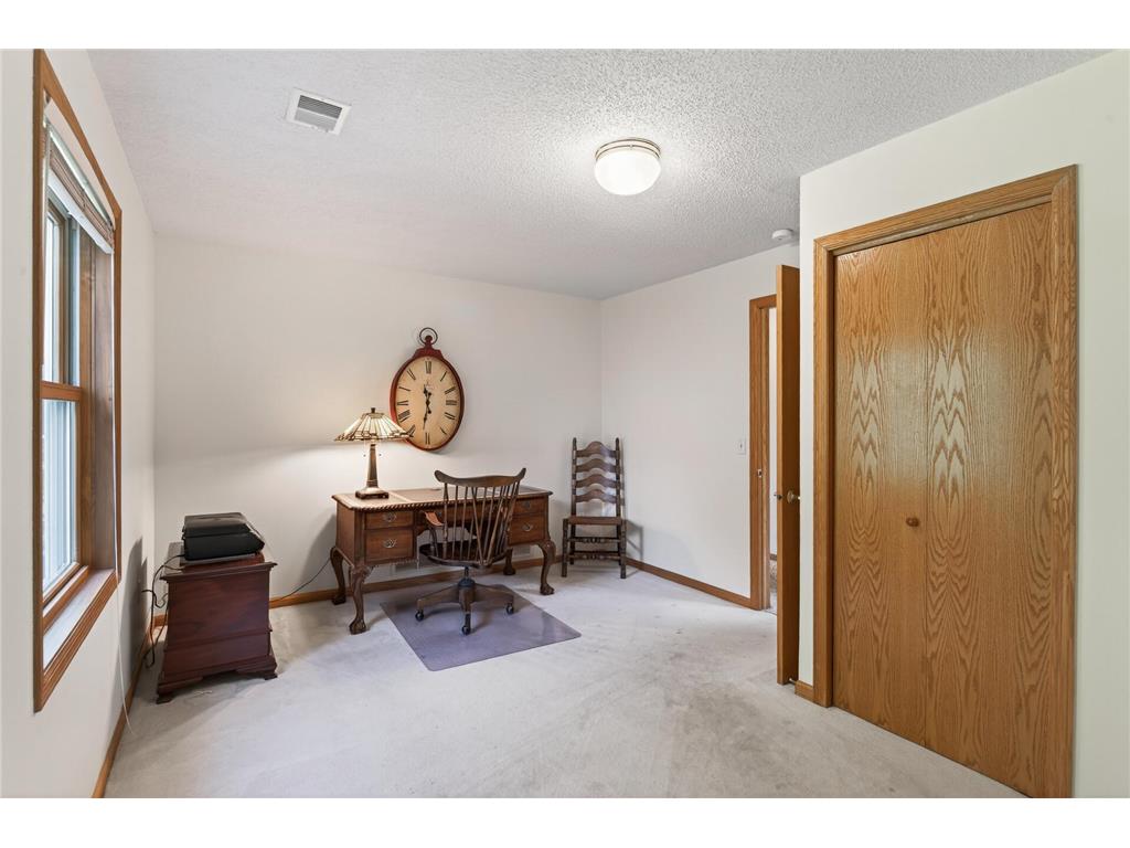 1225 EARLE Way Burnsville MN 55306 7087496 image37