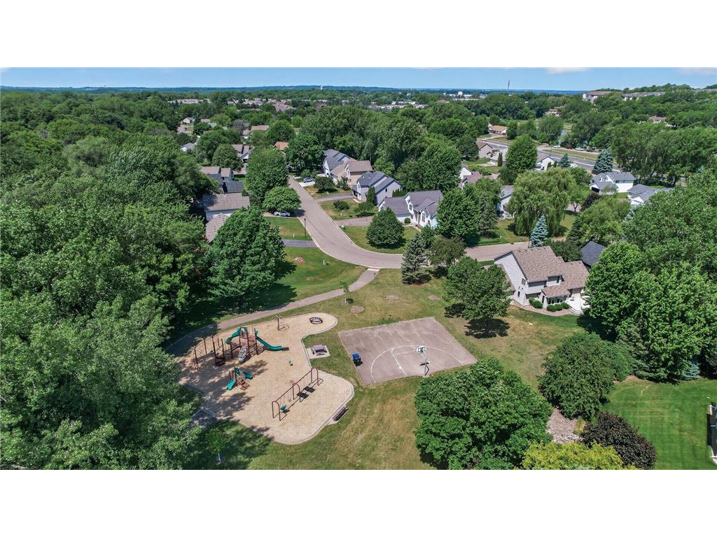 1225 EARLE Way Burnsville MN 55306 7087496 image48
