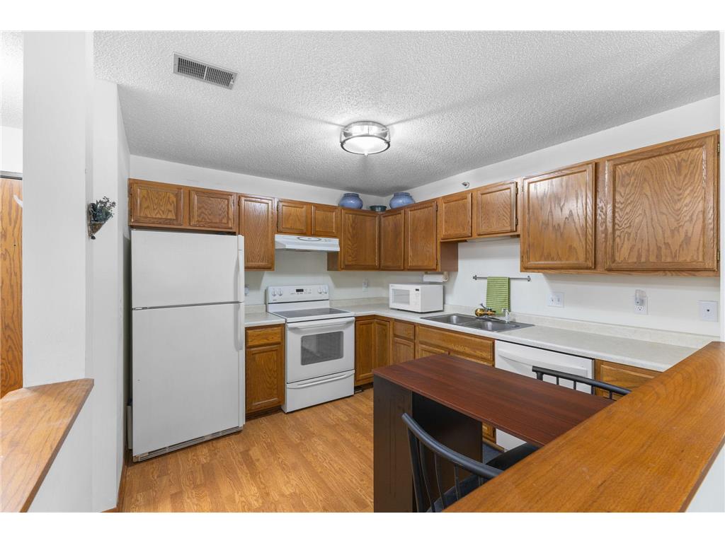 1225 Ferndale Street N #B9 Maplewood MN 55119 7054044 image2