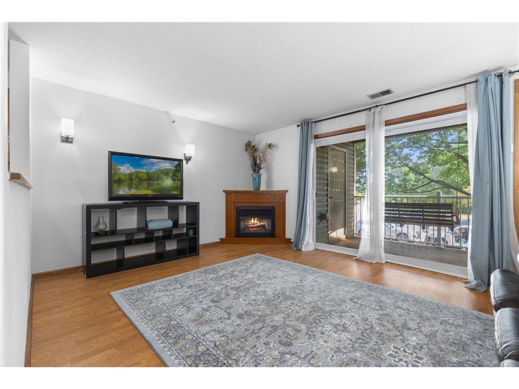 1225 Ferndale Street N #B9 Maplewood MN 55119 7054044 image3