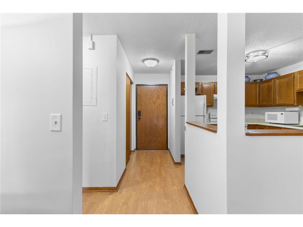 1225 Ferndale Street N #B9 Maplewood MN 55119 7054044 image7