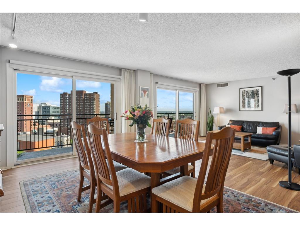 1225 LaSalle Avenue #2003 Minneapolis MN 55403 6568387 image1