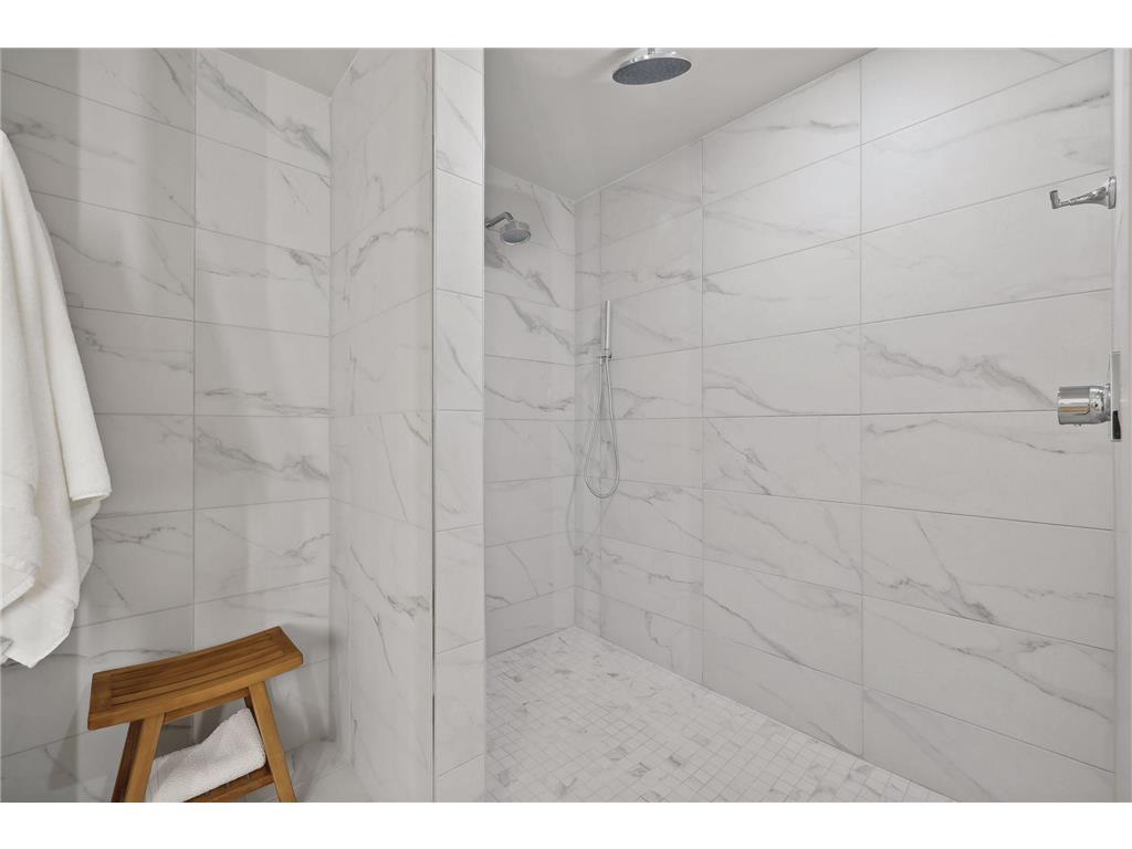 1225 Lasalle Ave #2301 Minneapolis MN 55403 6700397 image31