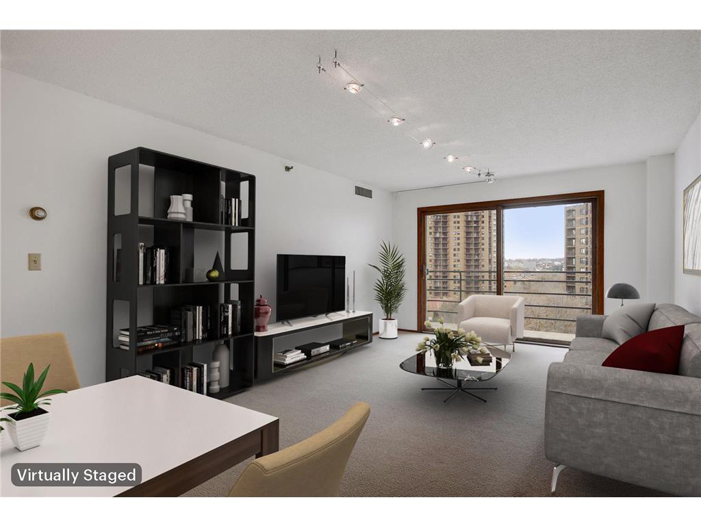 1225 Lasalle Avenue #1106 Minneapolis MN 55403 6386470 image1