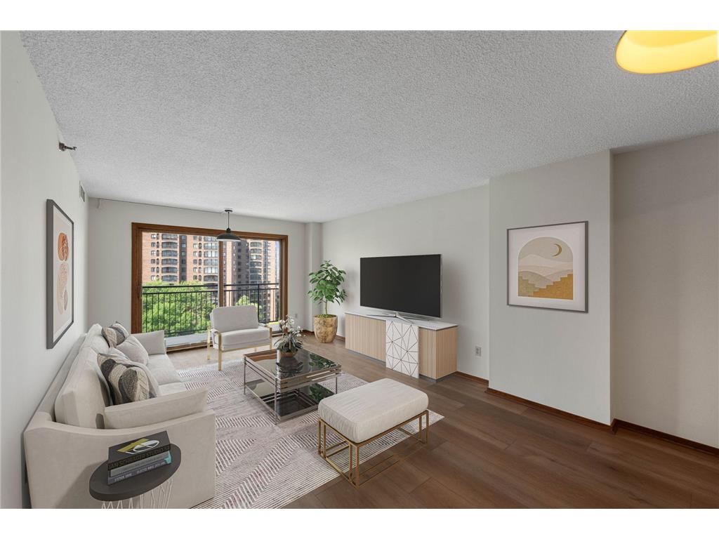 1225 Lasalle Avenue #1106 Minneapolis MN 55403 7103618 image1