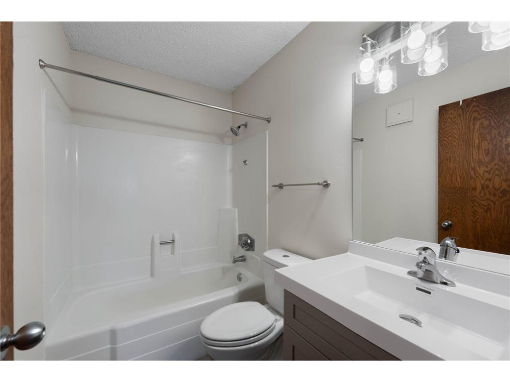 1225 Lasalle Avenue #1106 Minneapolis MN 55403 7103618 image12