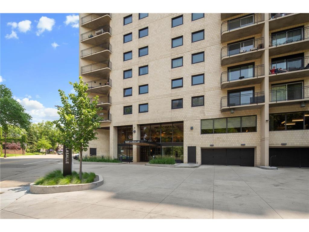1225 Lasalle Avenue #1106 Minneapolis MN 55403 7103618 image22