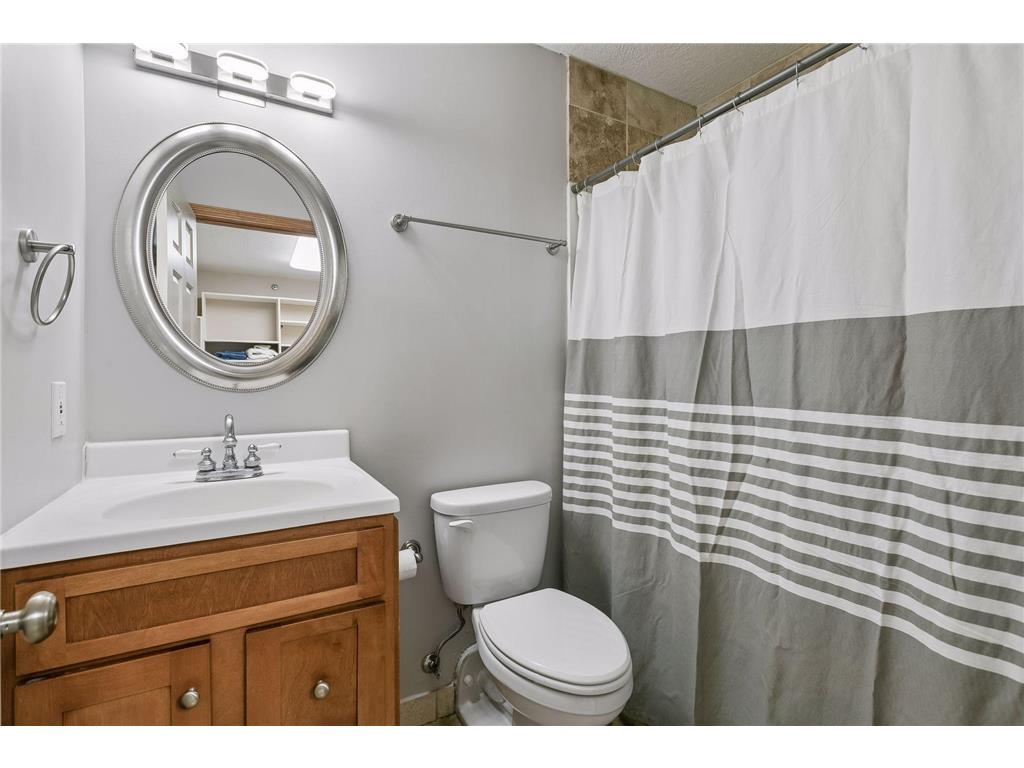 1225 Lasalle Avenue #1403 Minneapolis MN 55403 7043316 image20