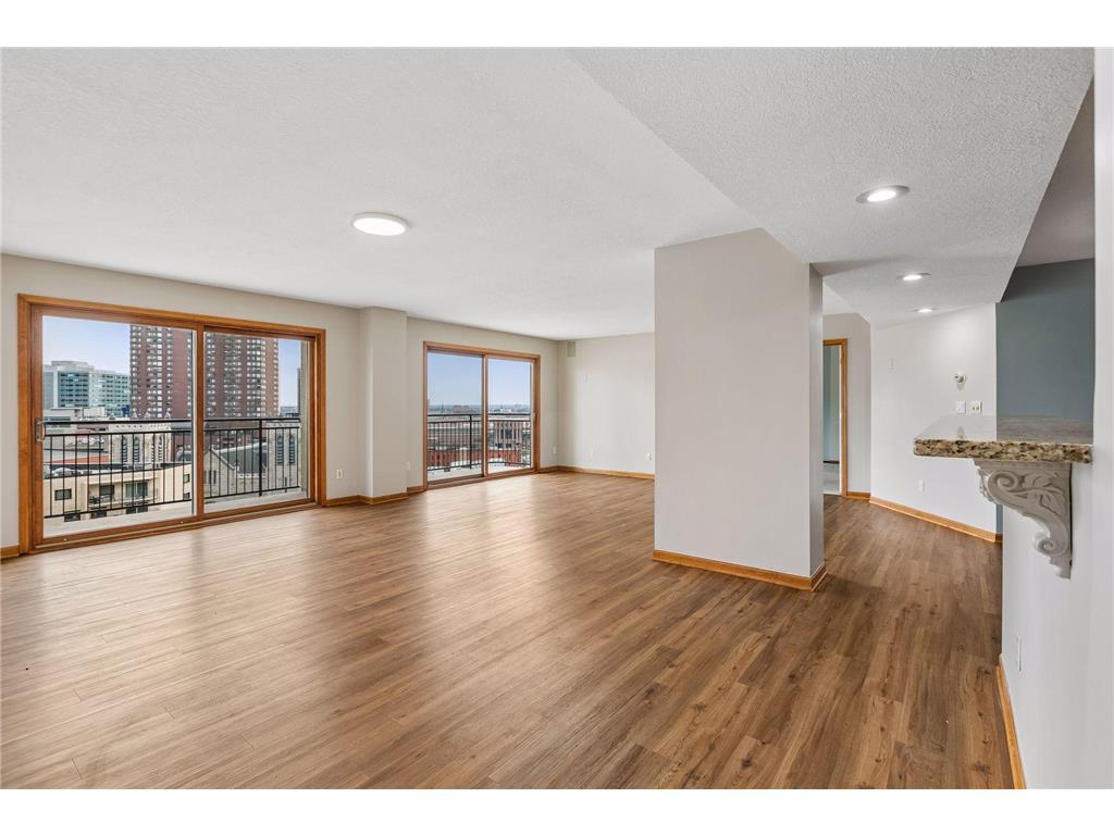 1225 Lasalle Avenue #1403 Minneapolis MN 55403 7043316 image24