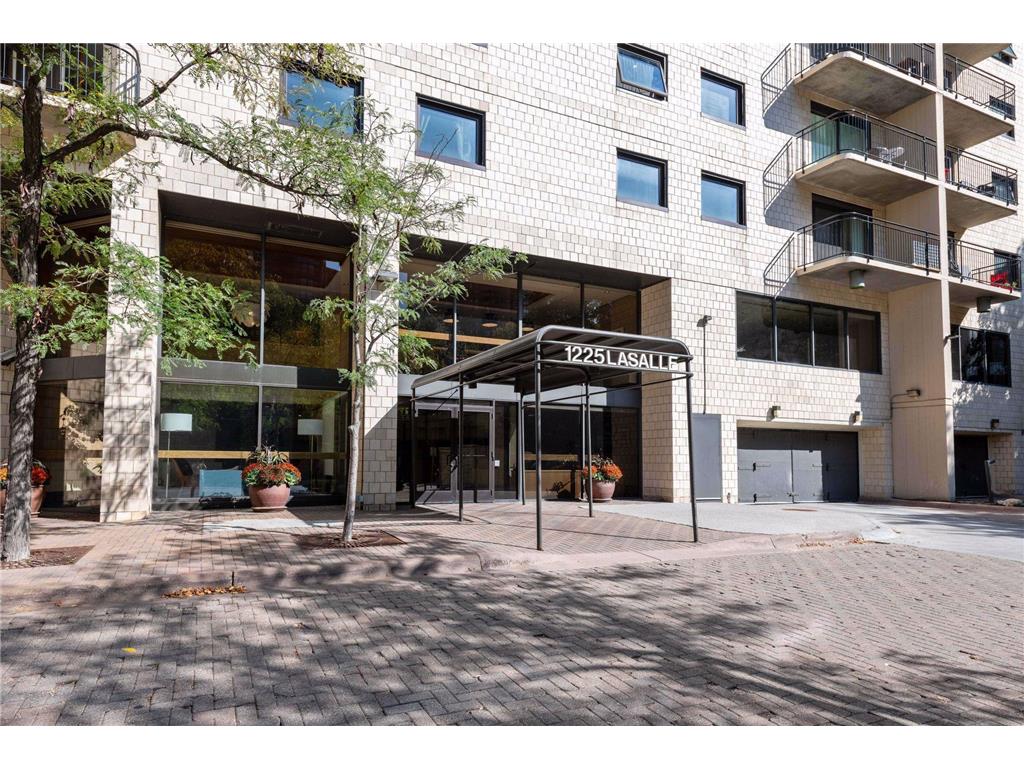 1225 Lasalle Avenue #1403 Minneapolis MN 55403 7043316 image28