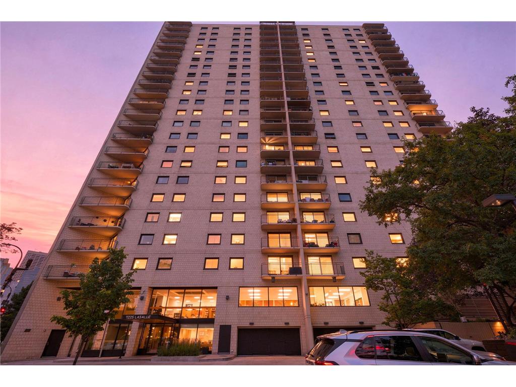 1225 Lasalle Avenue #1502 Minneapolis MN 55403 7100139 image1