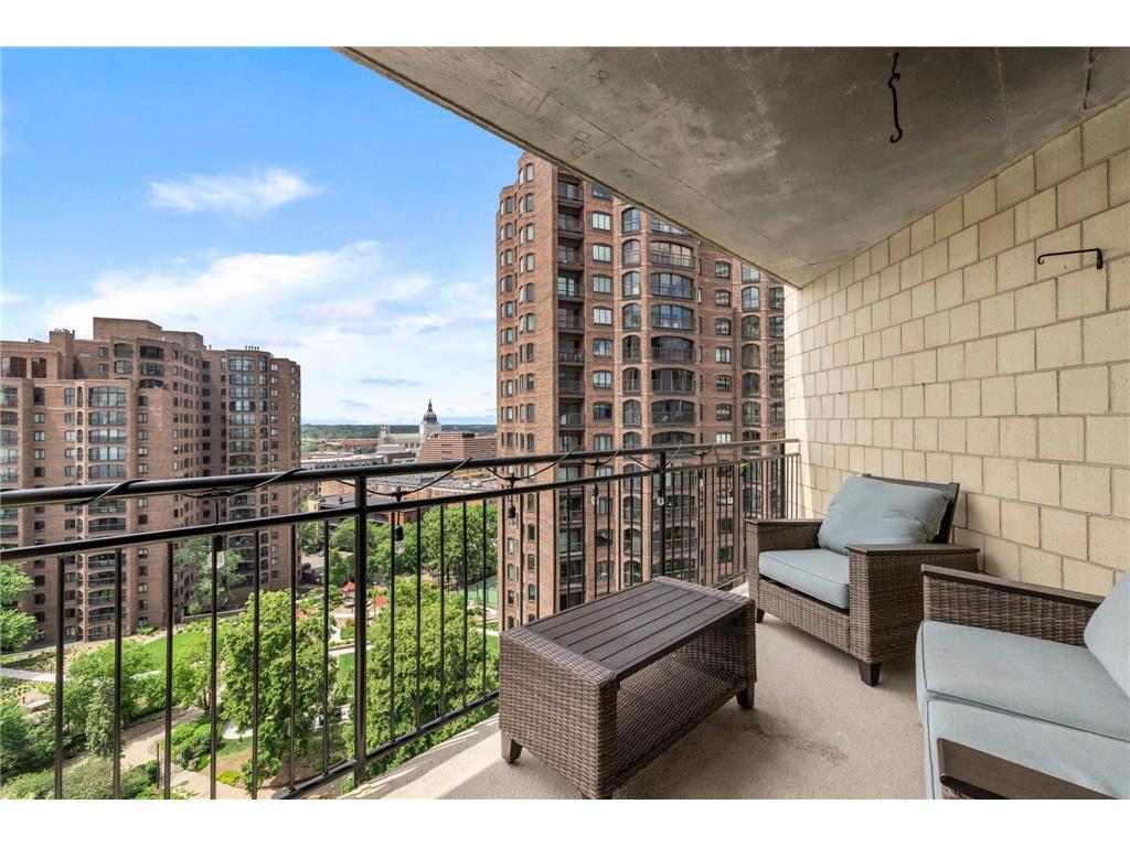1225 Lasalle Avenue #1502 Minneapolis MN 55403 7100139 image11