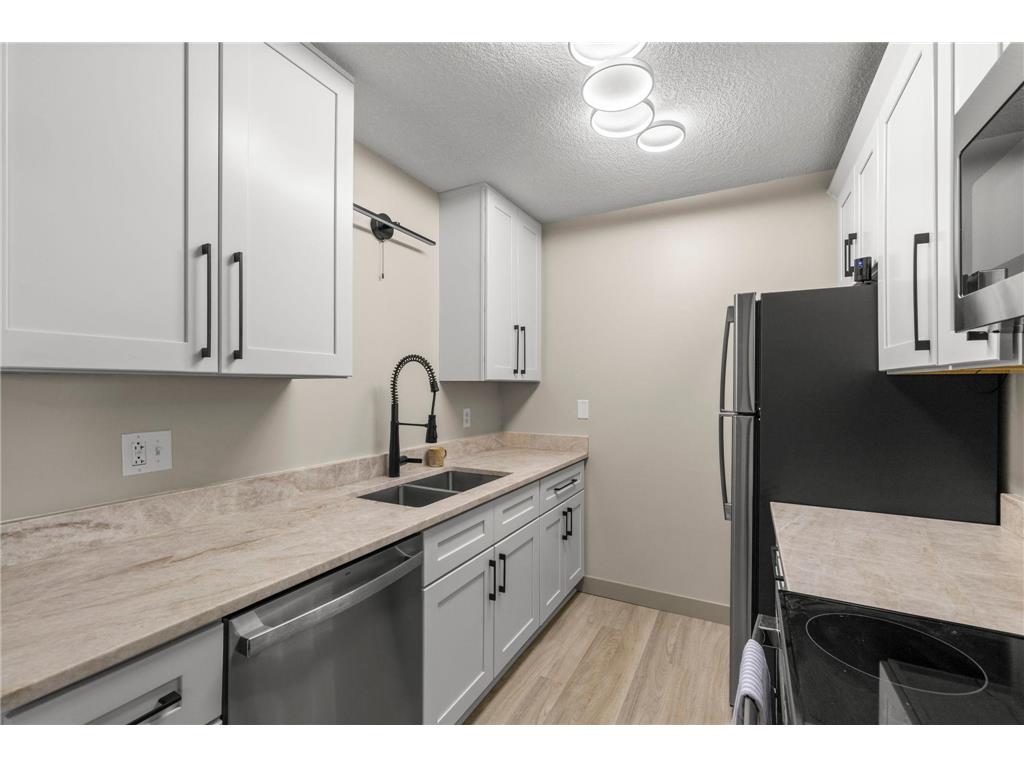 1225 Lasalle Avenue #1502 Minneapolis MN 55403 7100139 image15