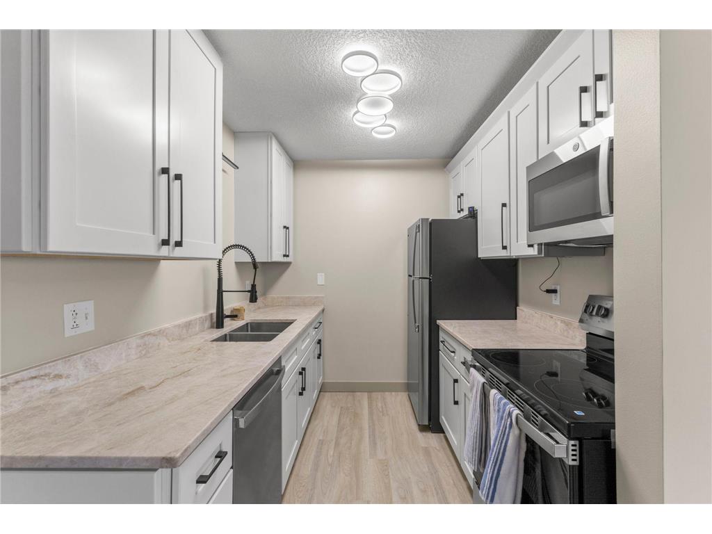 1225 Lasalle Avenue #1502 Minneapolis MN 55403 7100139 image18
