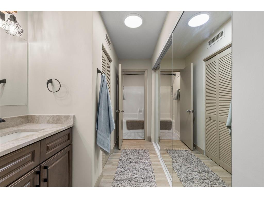 1225 Lasalle Avenue #1502 Minneapolis MN 55403 7100139 image21