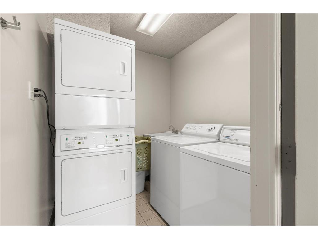 1225 Lasalle Avenue #1502 Minneapolis MN 55403 7100139 image28