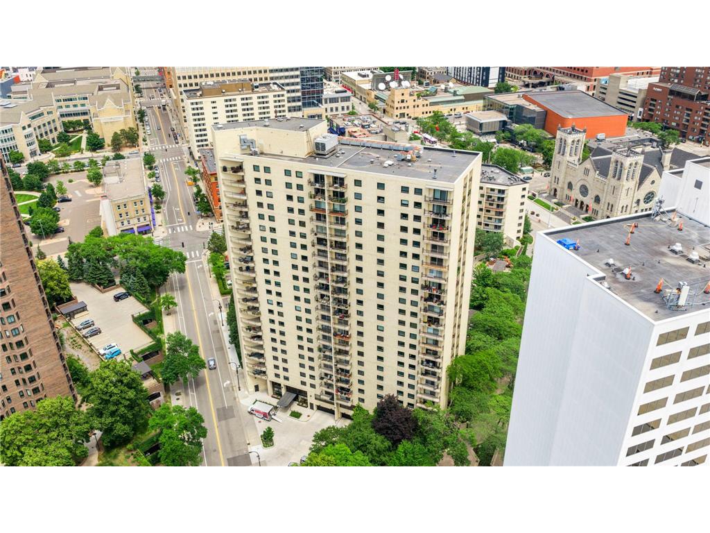 1225 Lasalle Avenue #1502 Minneapolis MN 55403 7100139 image57