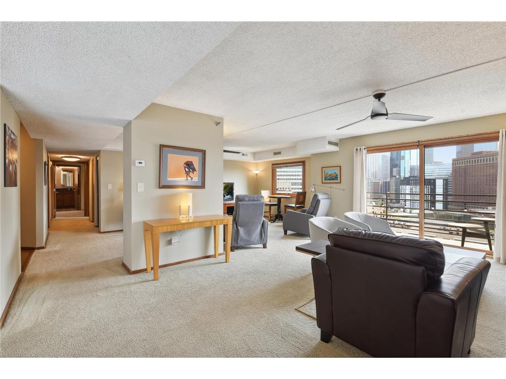 1225 Lasalle Avenue #1607 Minneapolis MN 55403 6376769 image1