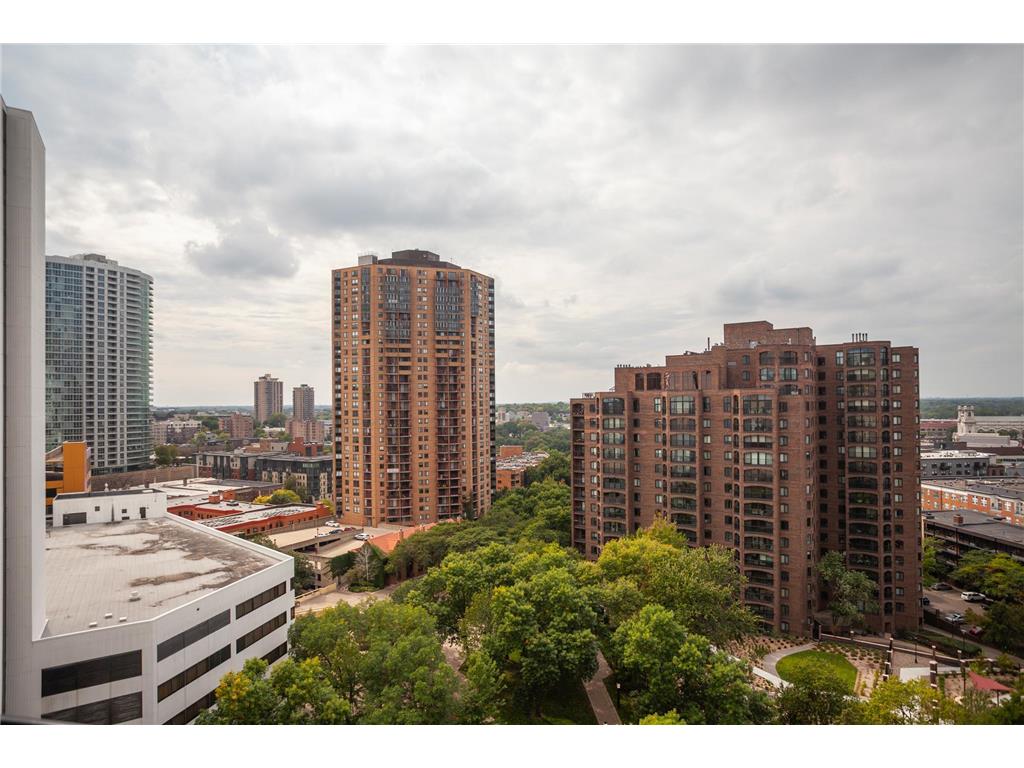 1225 Lasalle Avenue #1704 Minneapolis MN 55403 6789651 image33