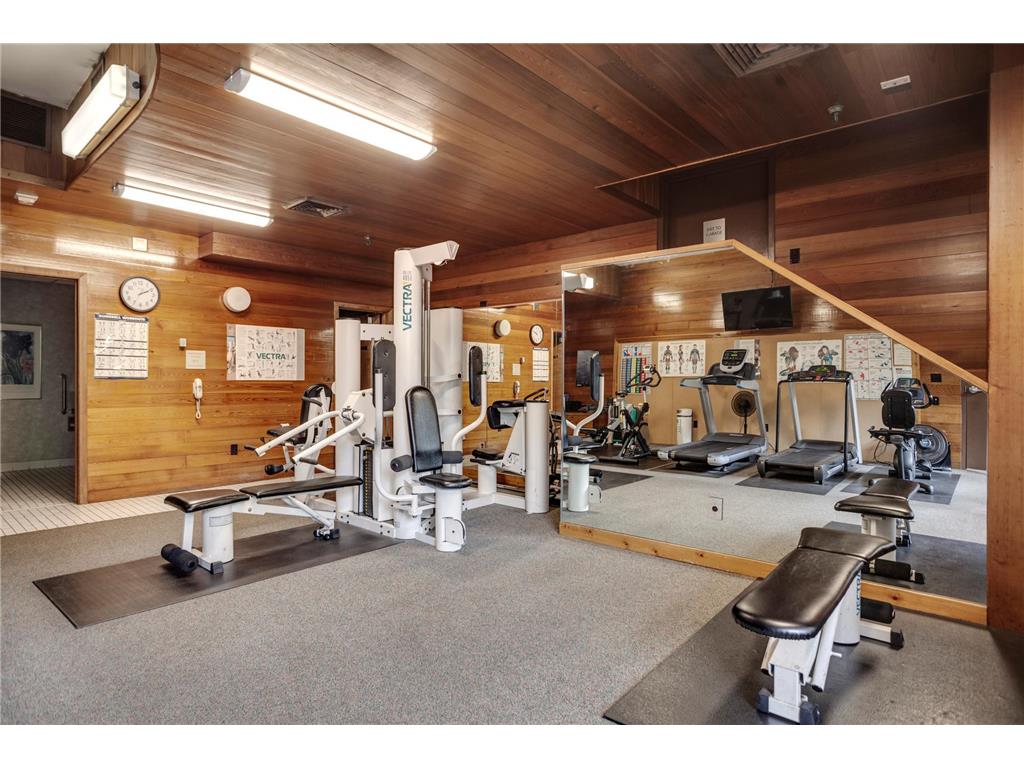 1225 Lasalle Avenue #1704 Minneapolis MN 55403 6789651 image40