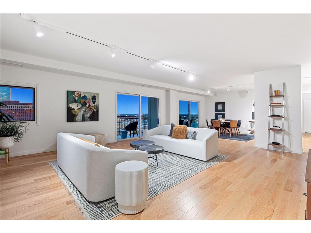 1225 Lasalle Avenue #2301 Minneapolis MN 55403 7017428 image1