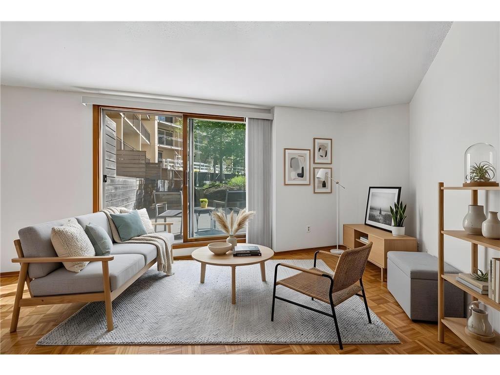 1225 Lasalle Avenue #301 Minneapolis MN 55403 7071961 image1