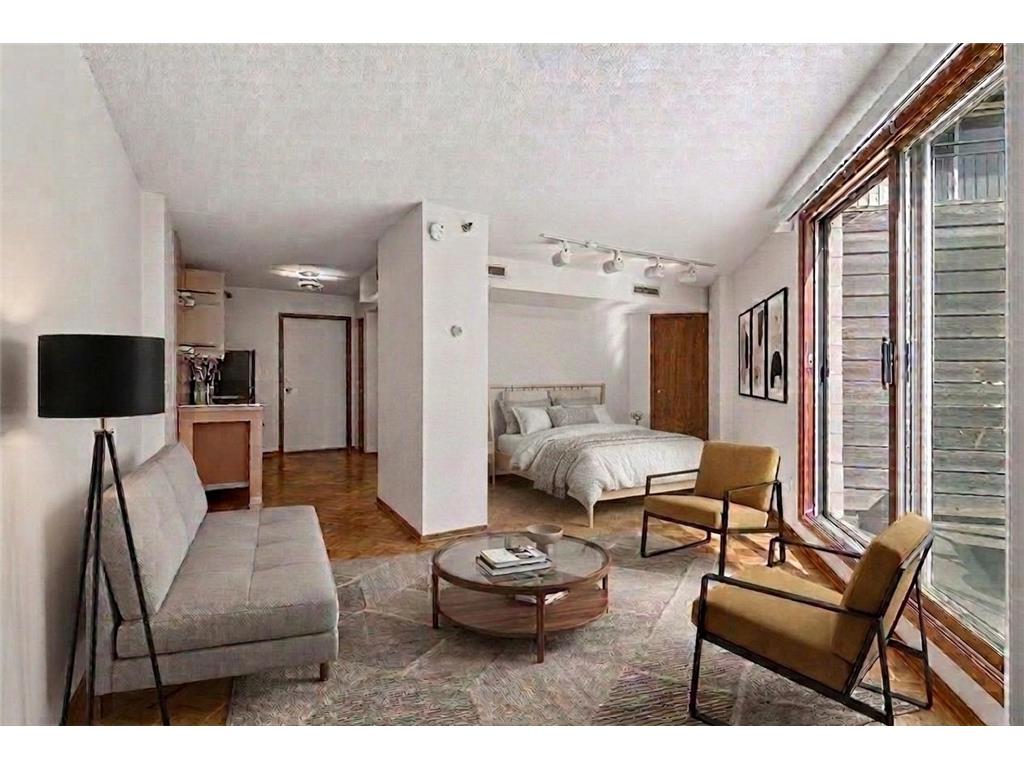1225 Lasalle Avenue #301 Minneapolis MN 55403 7071961 image2