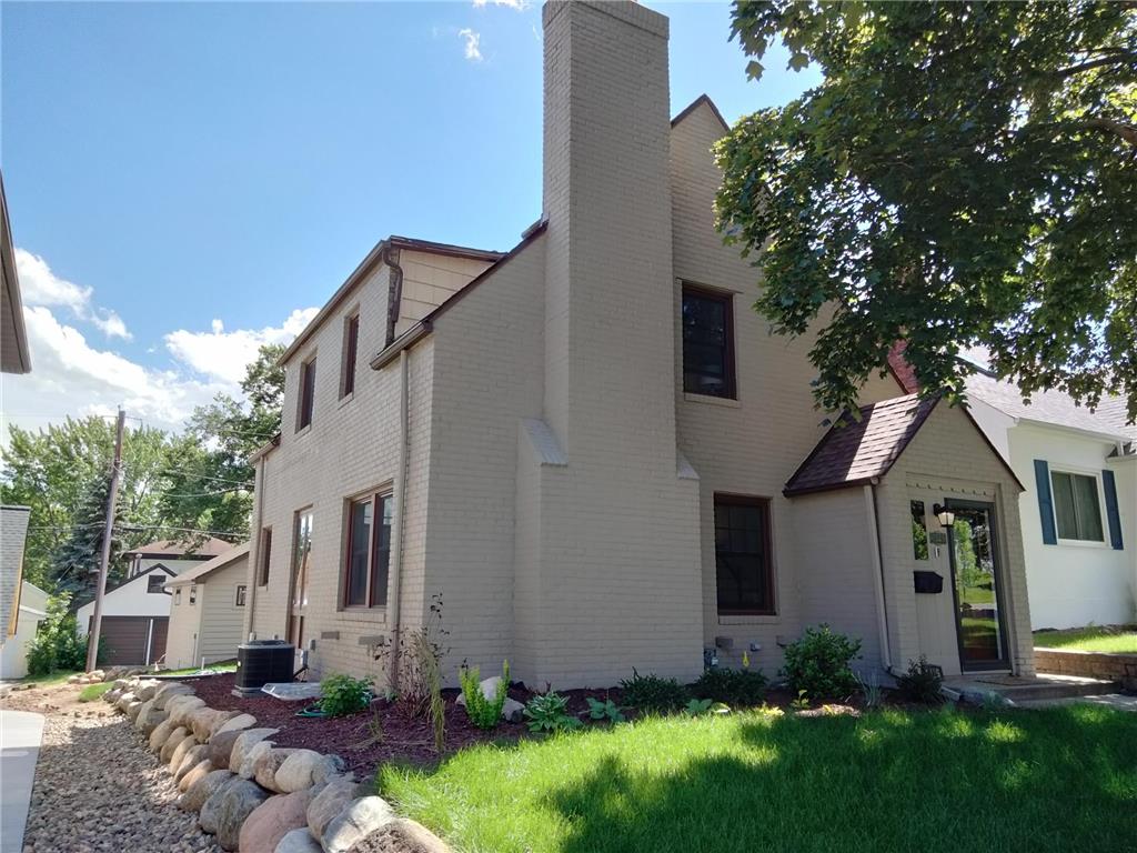 1226 Berkeley Avenue Saint Paul MN 55105 6558451 image1