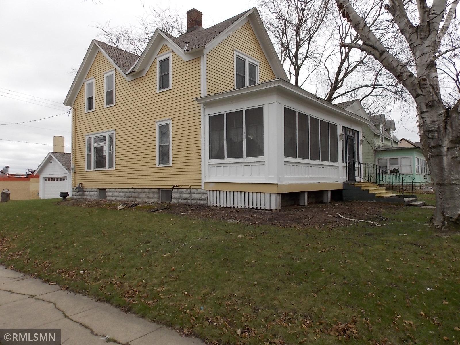 1226 Elliott Avenue N, Glencoe, MN 55336 MLS 5740910 Edina Realty