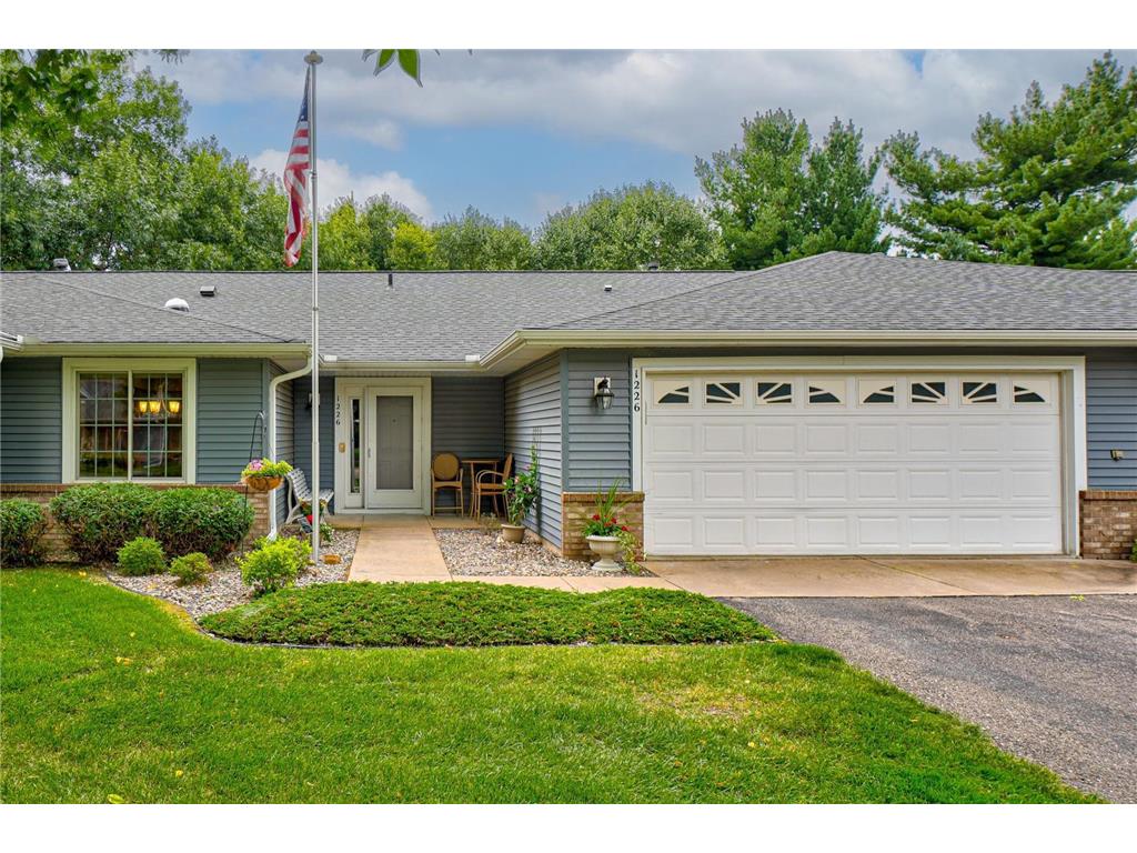 1226 Ravenswood Court Shoreview MN 55126 6743420 image1