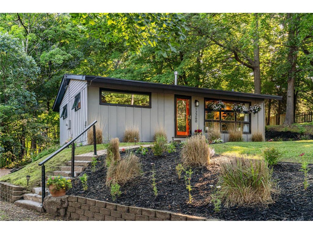 12260 24th Avenue N Plymouth MN 55441 - Medicine Lake 6568307 image1