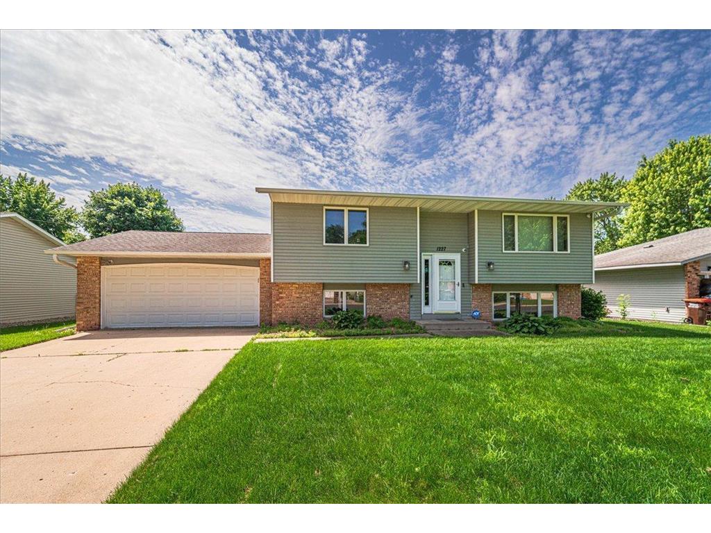 1227 14th Street W Hastings MN 55033 7022973 image2