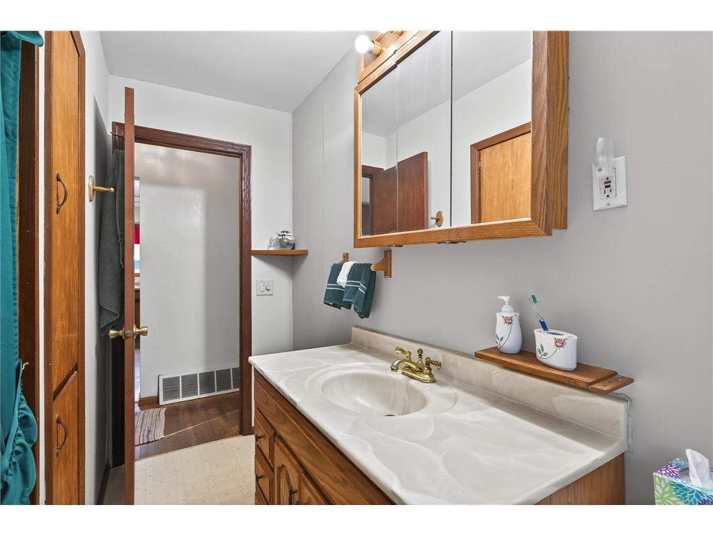 1227 5th Street Saint Paul Park MN 55071 6752532 image18