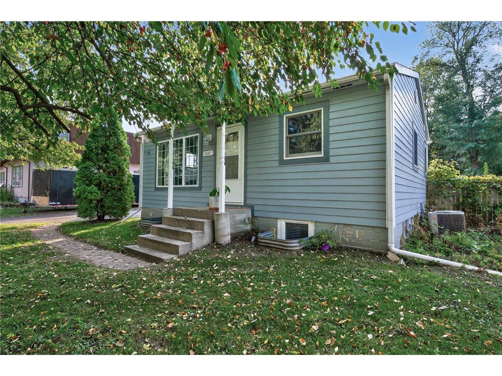1227 5th Street Saint Paul Park MN 55071 6752532 image2