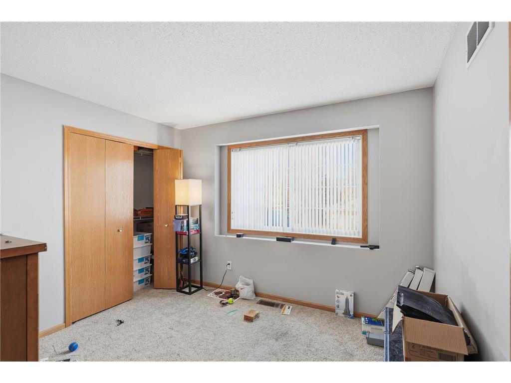 1227 Elmwood Avenue Shakopee MN 55379 7061935 image10