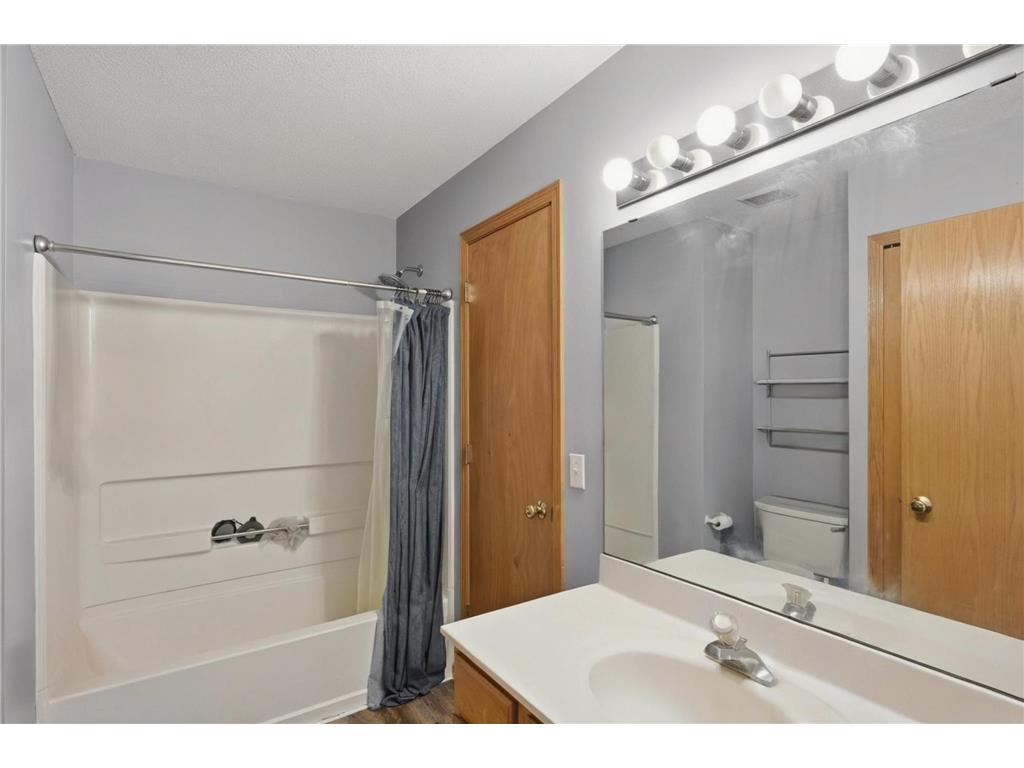1227 Elmwood Avenue Shakopee MN 55379 7061935 image9