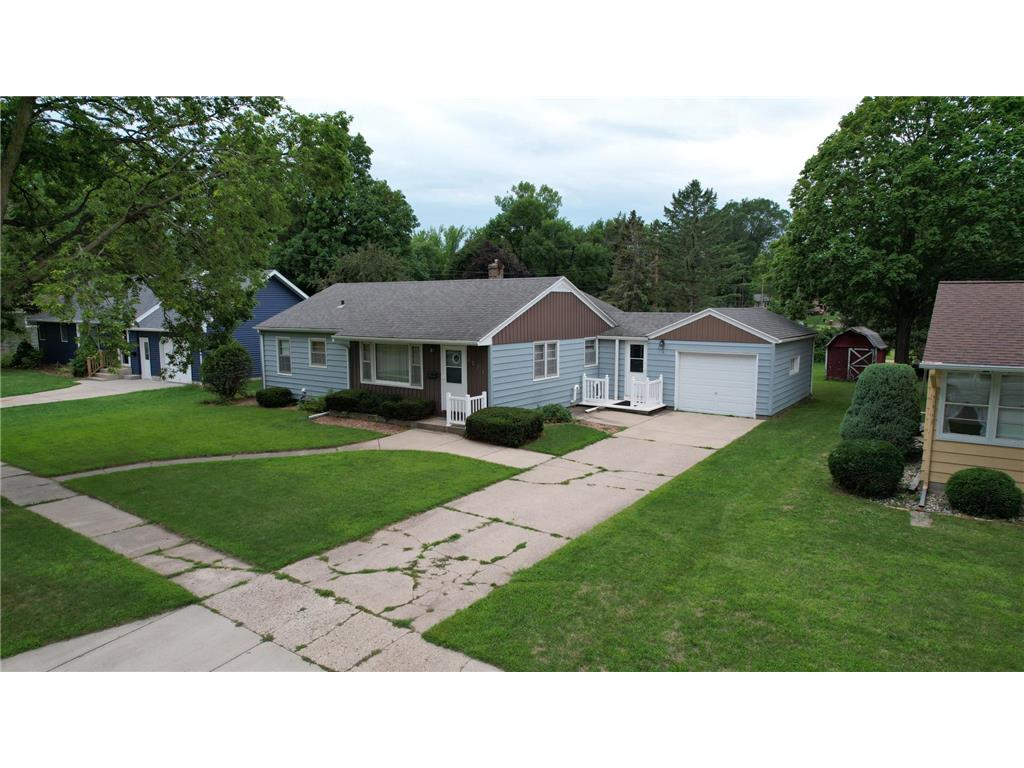 1227 N 4th Street, Montevideo, MN, 56265 MLS 6243654 Edina Realty