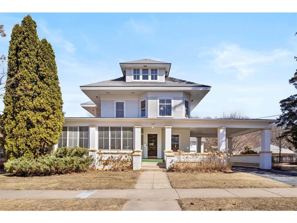 1227 S Park Street Red Wing MN 55066 6680005 image1