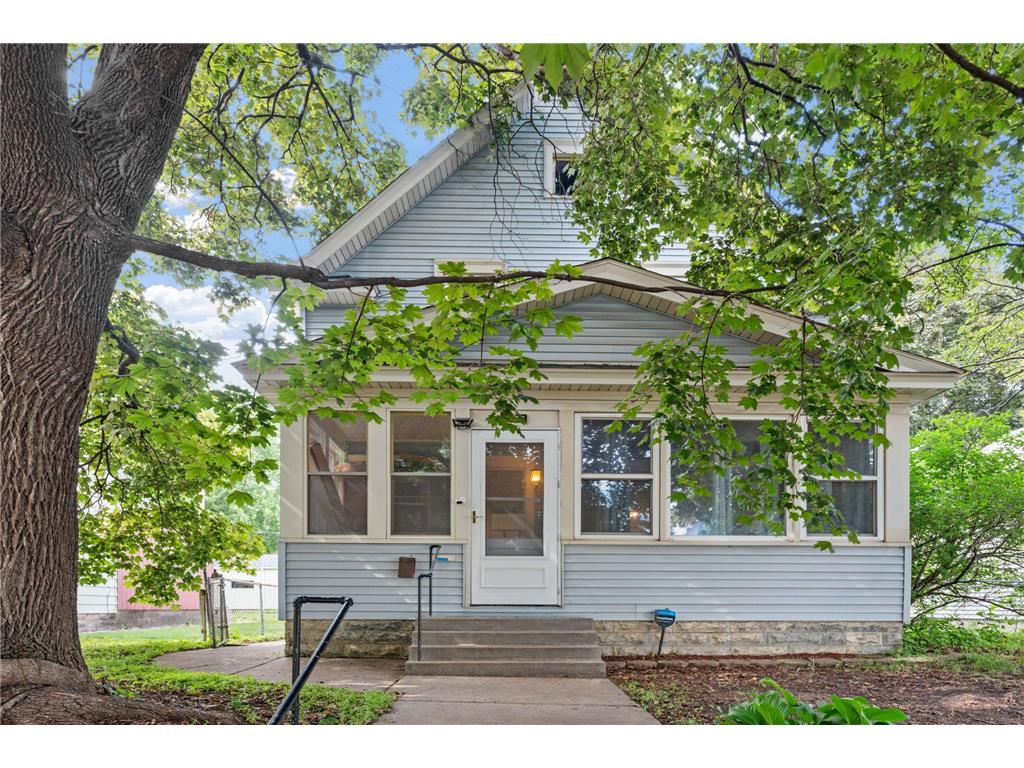 1227 Thomas Avenue Saint Paul MN 55104 7071591 image1
