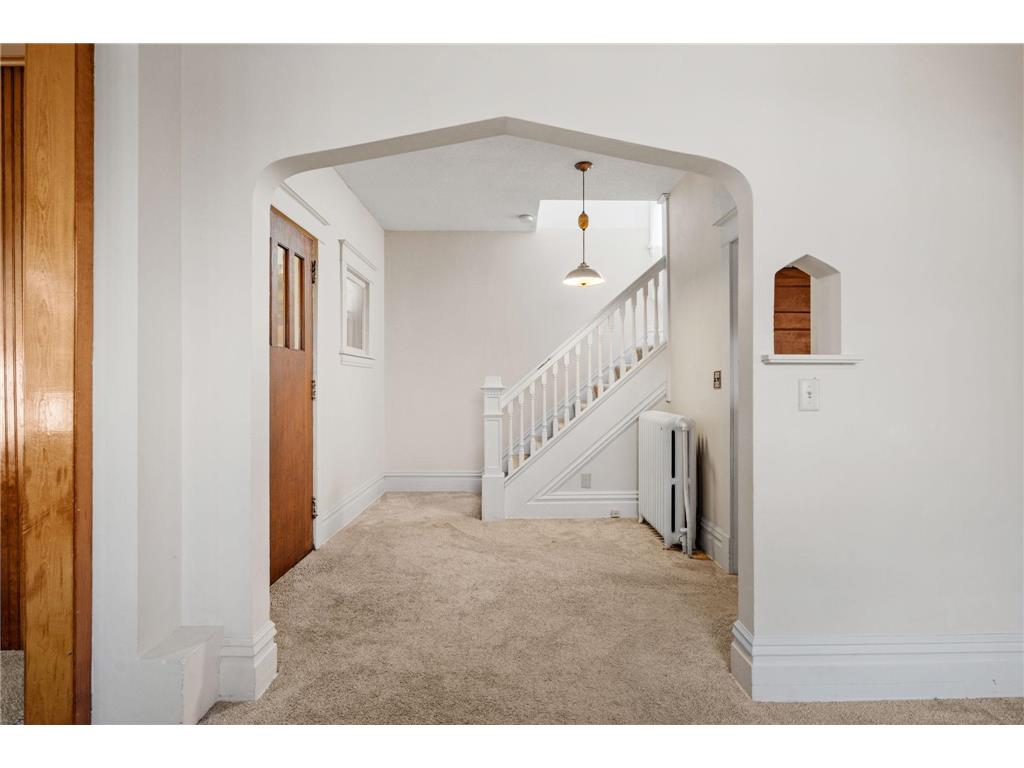 1227 Thomas Avenue Saint Paul MN 55104 7071591 image11