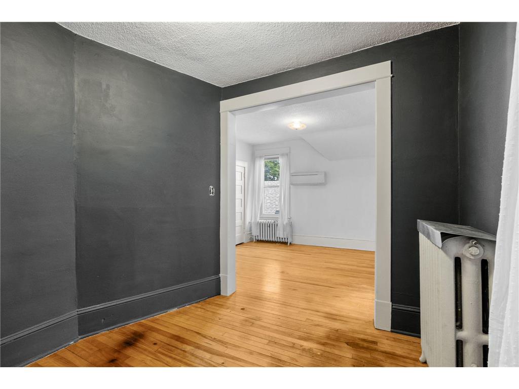 1227 Thomas Avenue Saint Paul MN 55104 7071591 image24
