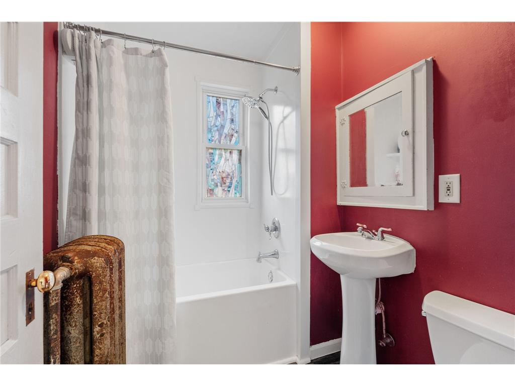 1227 Thomas Avenue Saint Paul MN 55104 7071591 image26