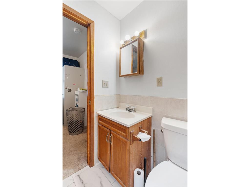 1227 Thomas Avenue Saint Paul MN 55104 7071591 image30