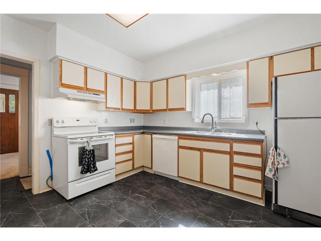 1227 Thomas Avenue Saint Paul MN 55104 7071591 image9