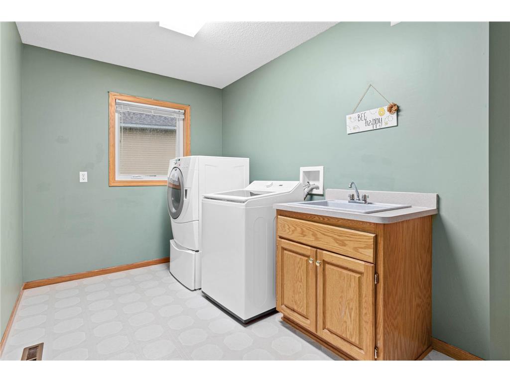 12270 194th Avenue NW Elk River MN 55330 7061561 image14